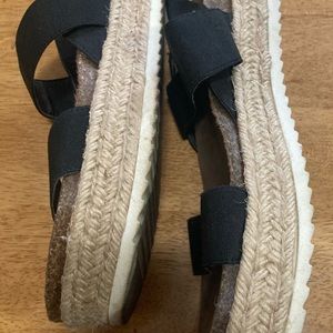 Beautiful platform sandals size 8